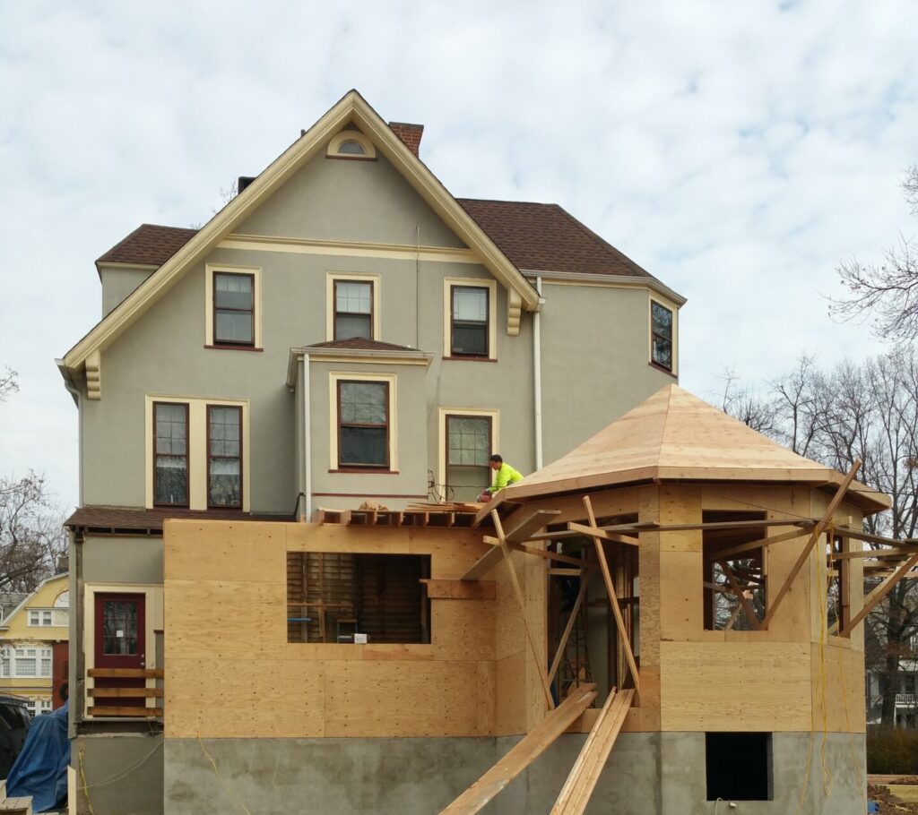 Custom Design Carpentry Inc - 